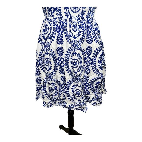 Cupshe Blue & White Ornate Flutter Sleeve V-Neck Mini Dress Size L - Picture 4 of 9